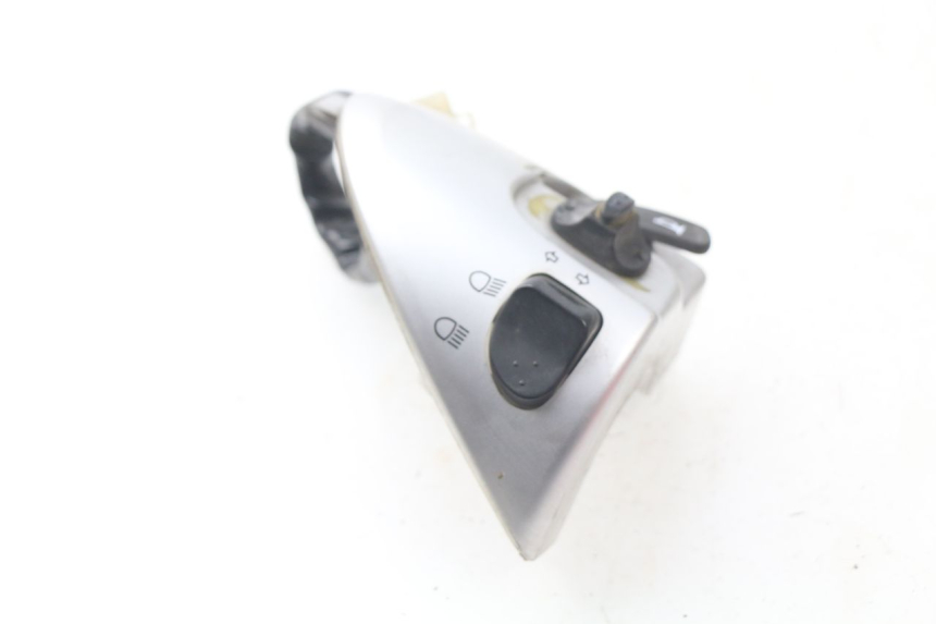 photo de COMMUTATORE SINISTRO MBK OVETTO 4T 50 (2008 - 2016)