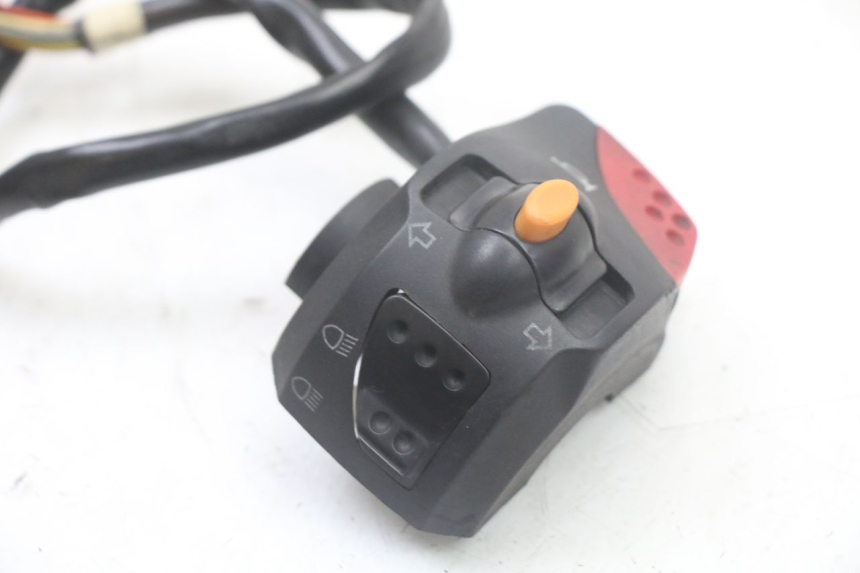 photo de COMMUTATORE SINISTRO PEUGEOT TREKKER TKR 50 (2005 - 2014)