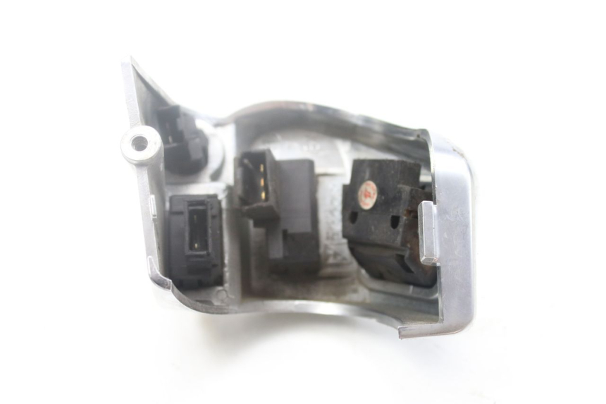 photo de MANUBRIO SINISTRO PIAGGIO MP3 500 (2014 - 2016)