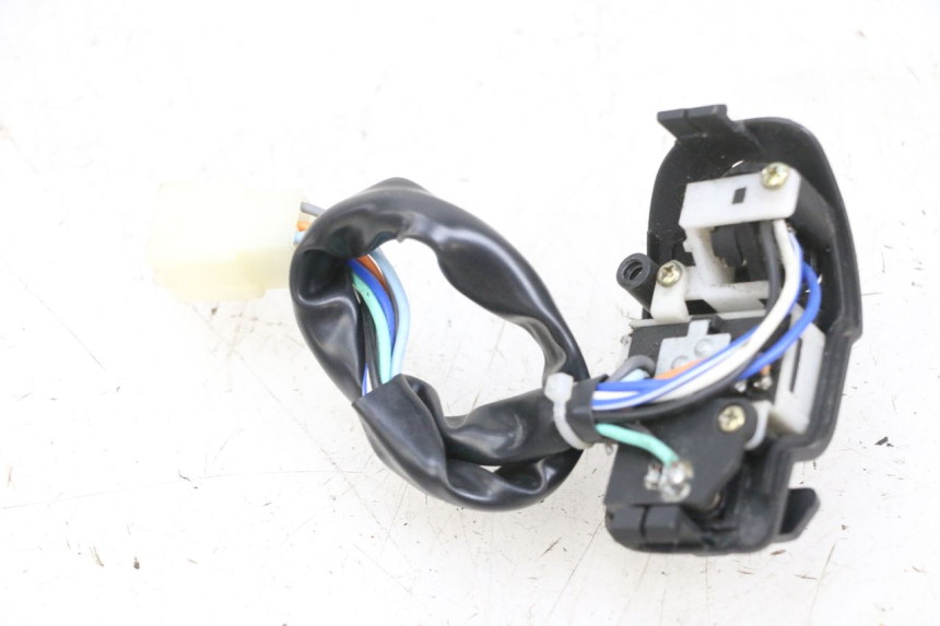 photo de COMMUTATORE SINISTRO EFUN PUSA 1 - Primo piano tecnico