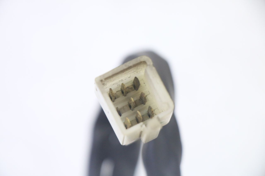 photo de MANUBRIO SINISTRO PEUGEOT SATELIS 125 (2006 - 2009)