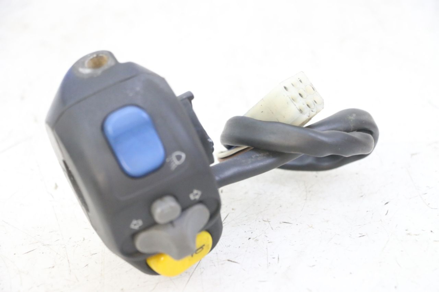 photo de COMMUTATORE SINISTRO PEUGEOT SPEEDFIGHT 2 LC 50 (2000 - 2009)