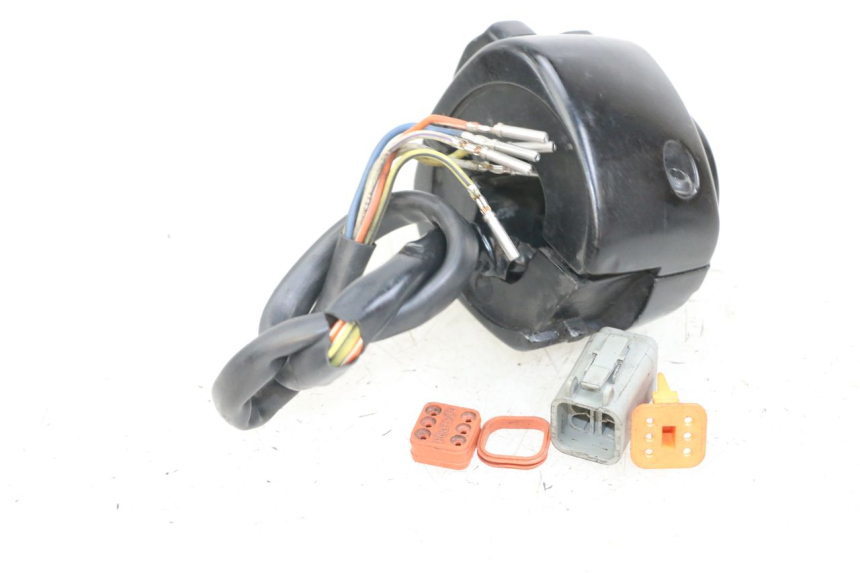 photo de COMMUTATORE SINISTRO HARLEY DAVIDSON SPORTSTER XL CUSTOM 1200 (2003 - 2004)