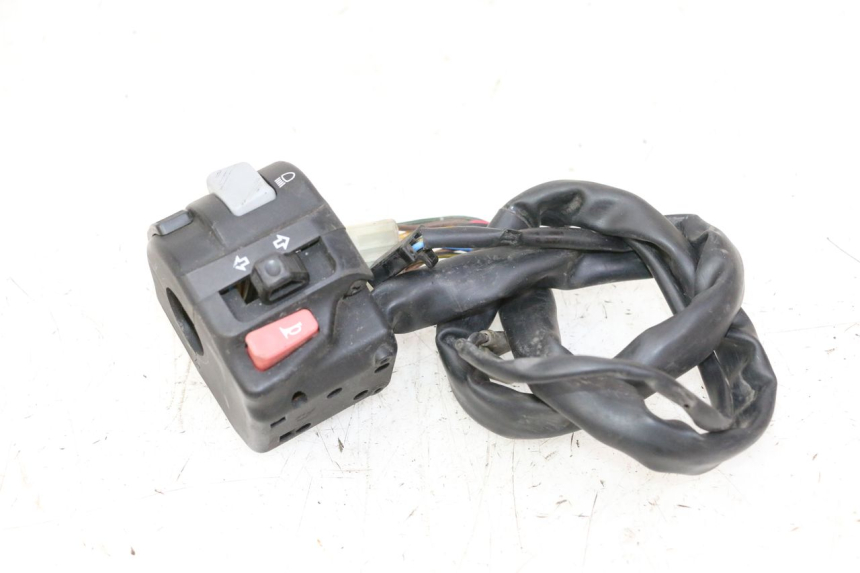 photo de MANUBRIO SINISTRO YAMAHA TDM ABS 900 (2002 - 2014)