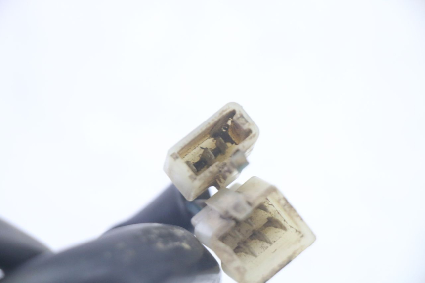 photo de COMMUTATORE SINISTRO YAMAHA TZR 50 (2008 - 2016) - Dettagli dei punti di fissaggio