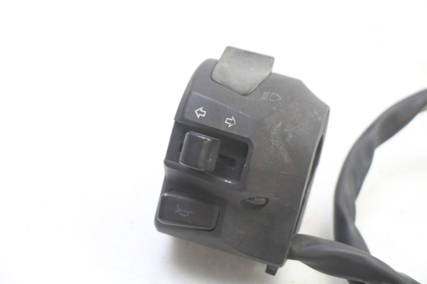 photo de COMANDO SINISTRO SUZUKI UH BURGMAN 125 (2002 - 2006)