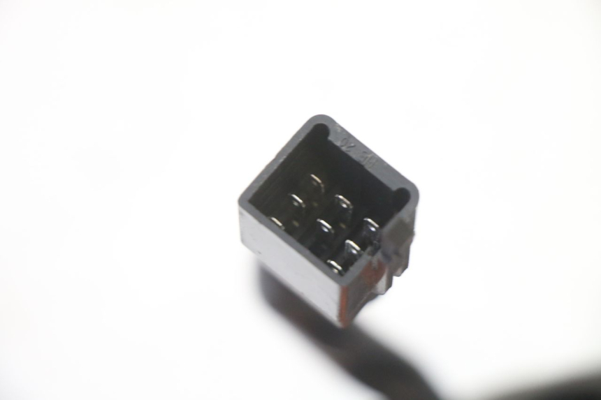 photo de MANUBRIO SINISTRO PEUGEOT V-CLIC VCLIC 50 (2007 - 2013)