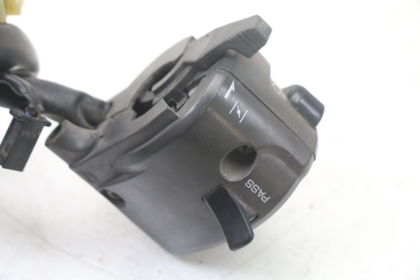 photo de COMMUTATORE SINISTRO YAMAHA FZS FAZER 600 (2001 - 2003)