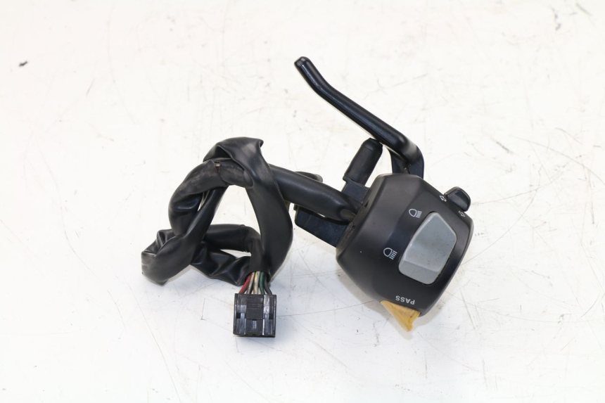 photo de Leva sinistra YAMAHA YP MAJESTY 400 (2004 - 2008) - Primo piano tecnico