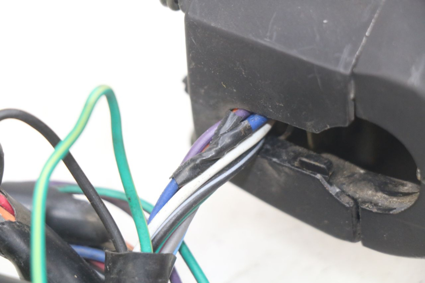 photo de COMANDO SINISTRO YAMASAKI YM T 125 (2015 - 2020)