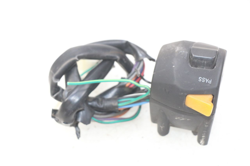 photo de COMANDO SINISTRO YAMASAKI YM T 125 (2015 - 2020)