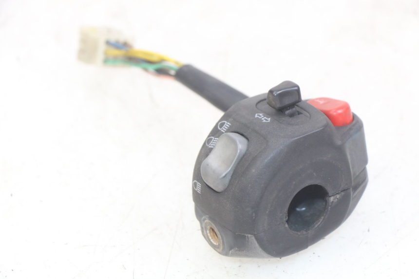 photo de COMMUTATORE SINISTRO YAMAHA YP MAJESTY 125 (2007 - 2010)