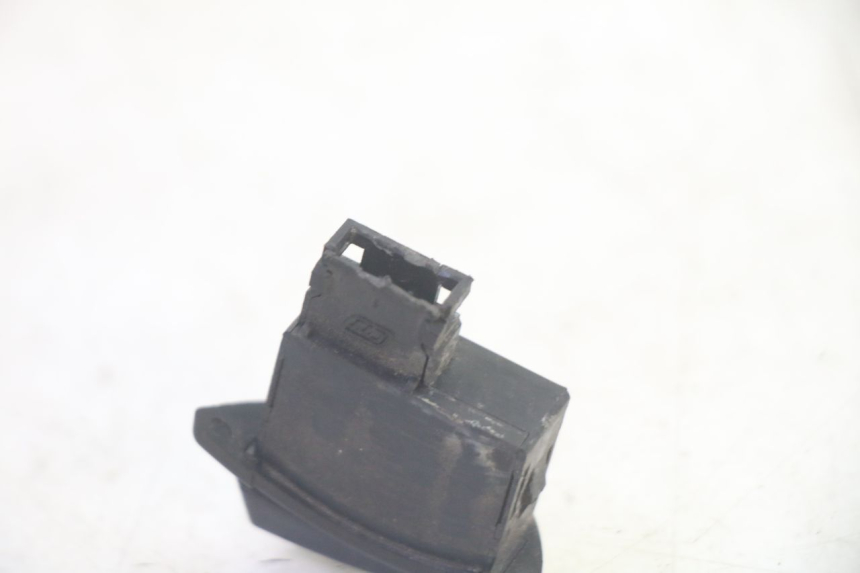 photo de COMANDO CLACSON PEUGEOT DJANGO 4T 50 (2014 - 2019) - Primo piano tecnico