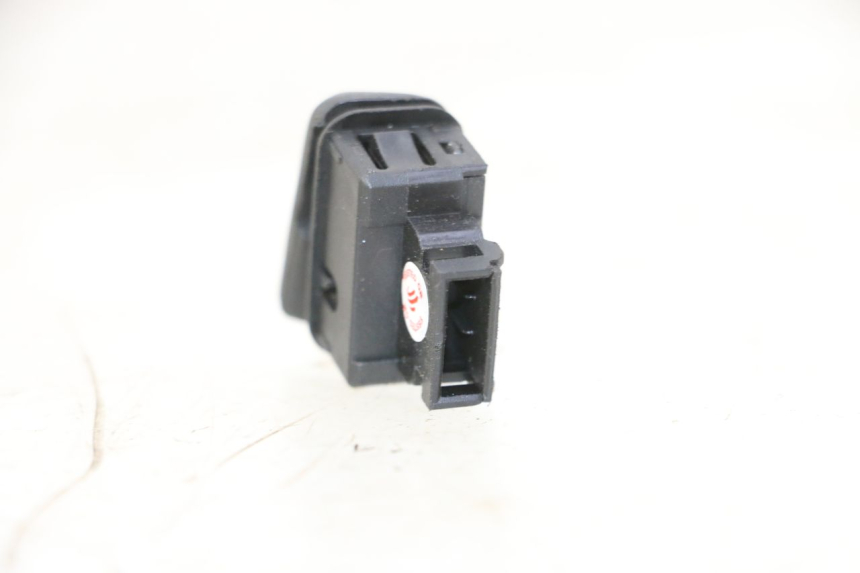 photo de COMMUTATORE CLACSON PIAGGIO MP3 HPE 310 (2024 - 2025)