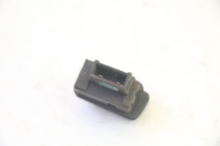 photo de COMMUTATORE CLACSON PIAGGIO MP3 125 (2006 - 2014) - Altra angolazione