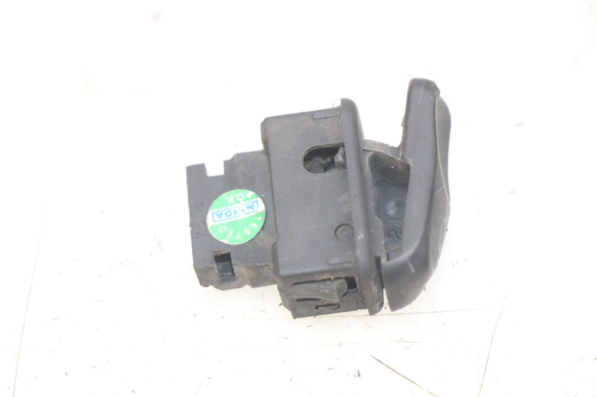 photo de COMANDO CLACSON PIAGGIO VESPA LXV 125 (2006 - 2009)