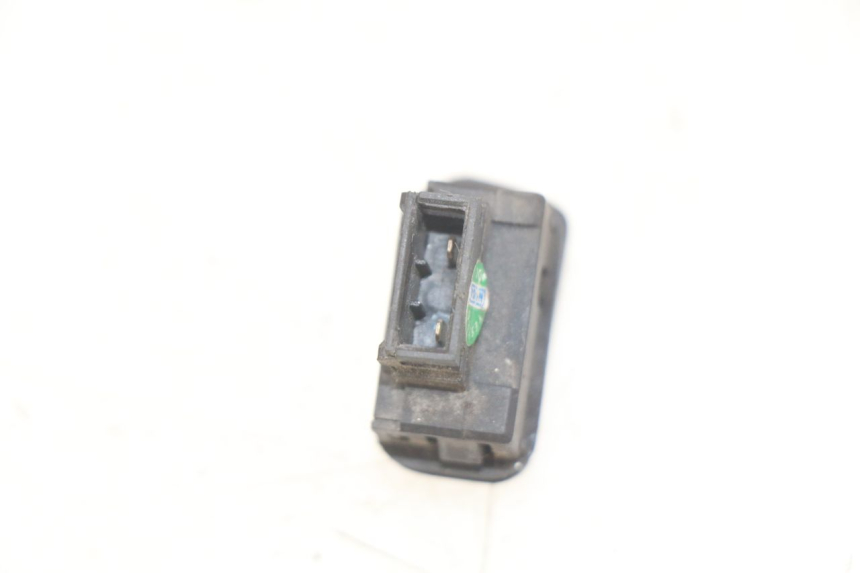 photo de COMANDO CLACSON PIAGGIO VESPA LXV 125 (2006 - 2009)