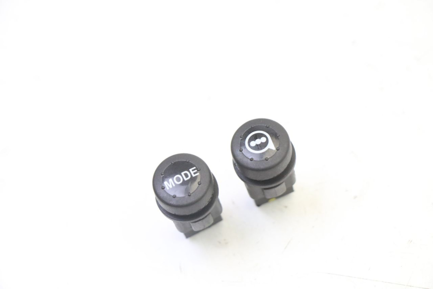 photo de COMMUTATORE PIAGGIO MP3 HPE 310 (2024 - 2025)