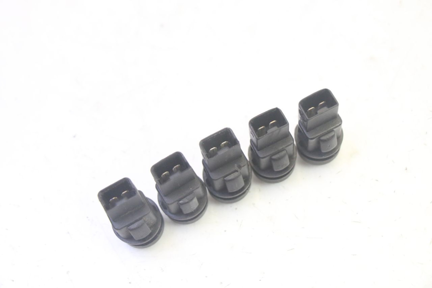 photo de COMMUTATORE PIAGGIO MP3 HPE 350 (2018 - 2020) - Altra angolazione