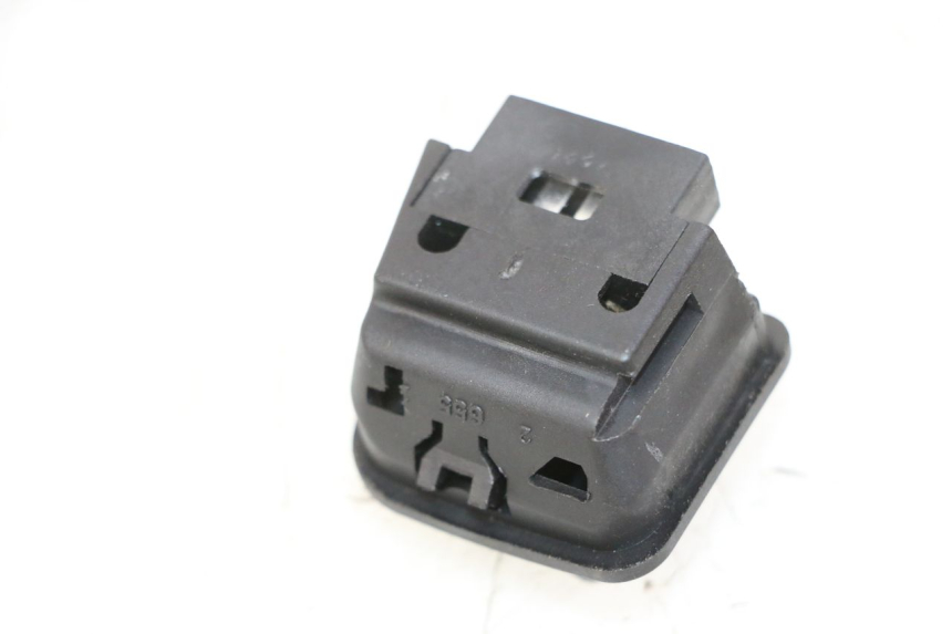 photo de COMMUTATORE LUCI PIAGGIO MP3 HPE 310 (2024 - 2025)