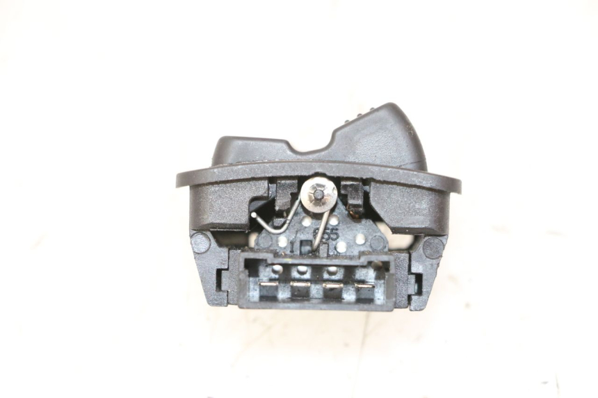 photo de COMMUTATORE LUCI PIAGGIO MP3 HPE 310 (2024 - 2025)