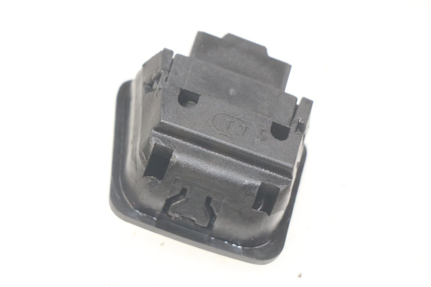 photo de COMANDO LUCE ALTA SYM ORBIT III 3 4T 50 (2018 - 2021)