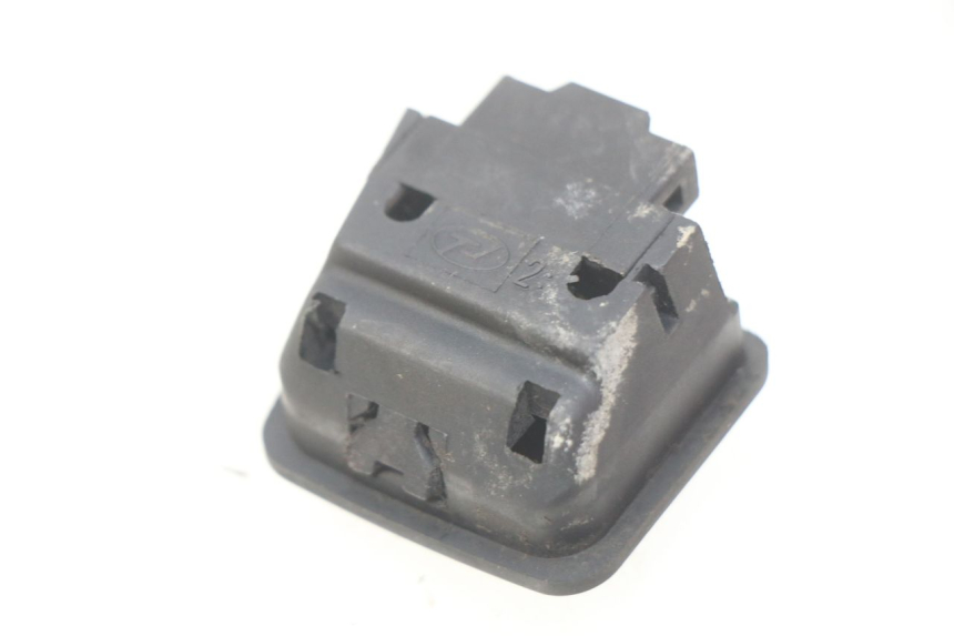 photo de COMANDO LUCE ALTA SUZUKI SIXTEEN 125 (2008 - 2010)