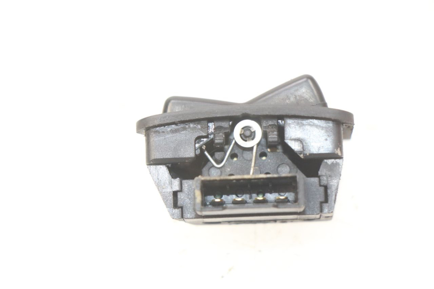 photo de COMANDO LUCE ALTA SUZUKI SIXTEEN 125 (2008 - 2010)