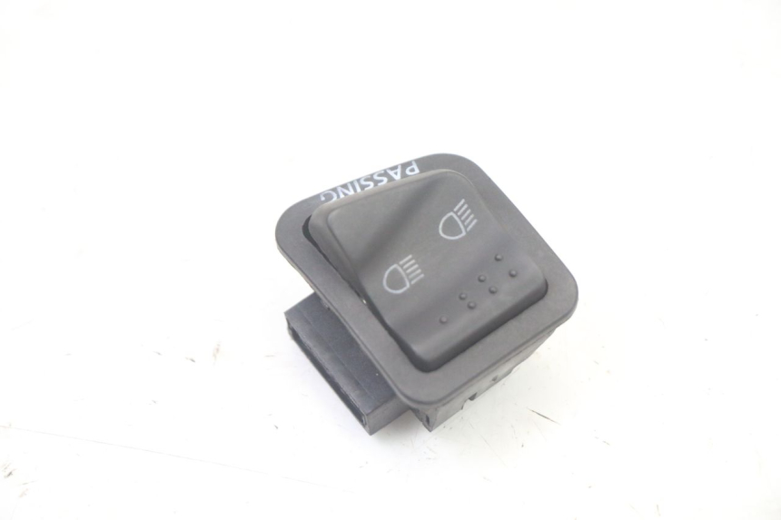 photo de COMANDO LUCI ALTE APRILIA SXR 50 (2021 - 2023)