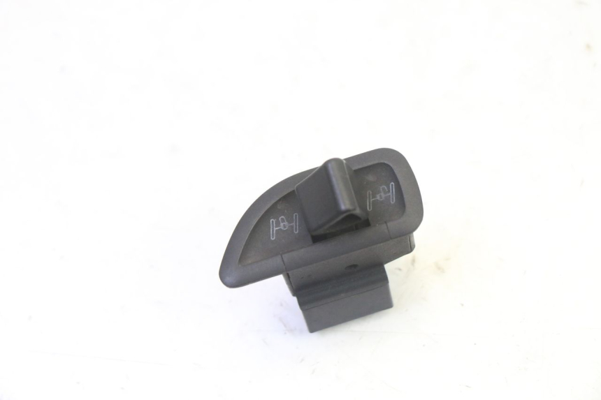 photo de COMMUTATORE ROLL LOCK PIAGGIO MP3 125 (2006 - 2014)