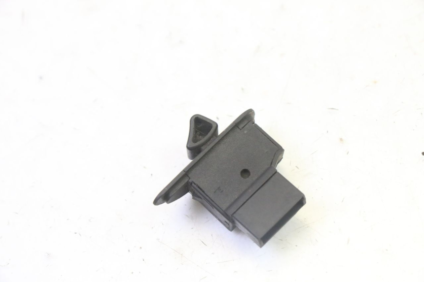 photo de COMMUTATORE ROLL LOCK PIAGGIO MP3 125 (2006 - 2014)