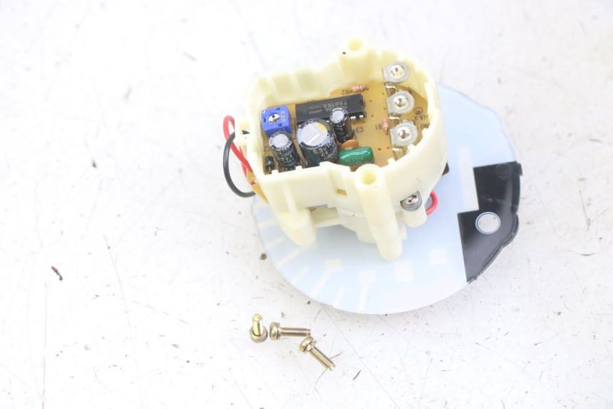 photo de CONTAGIRI YAMAHA XJN DIVERSION 600 (2000 - 2003)