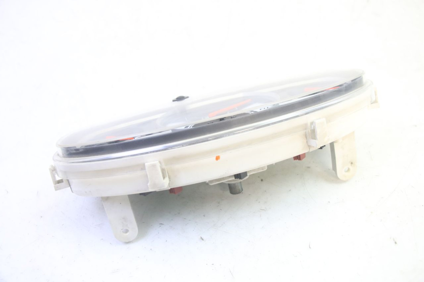 photo de CONTATORE SUZUKI BURGMAN 125 (2007 - 2014) - Dettagli dei punti di fissaggio