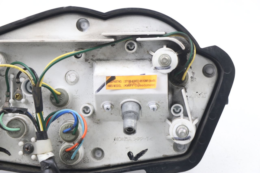 photo de CONTACHILOMETRI HONDA CBF 125 (2009 - 2015)