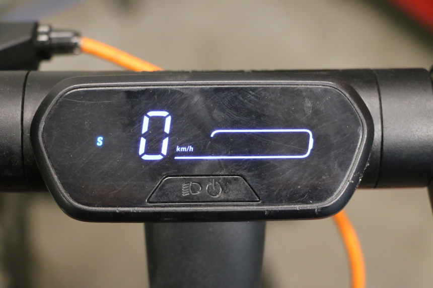 photo de CONTACHILOMETRI SEGWAY NINEBOT E2 1