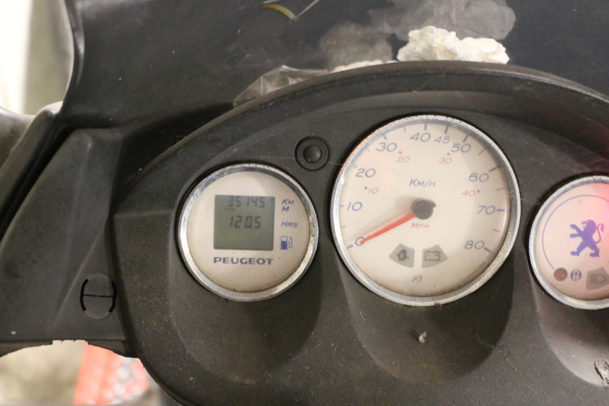 photo de CONTACHILOMETRI PEUGEOT ELYSTAR 50 (2002 - 2014)