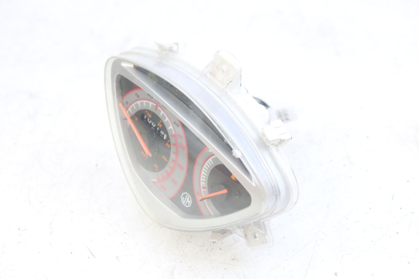 photo de CONTACHILOMETRI JM MOTORS EVOLIS 4T 50 (2018 - 2022)