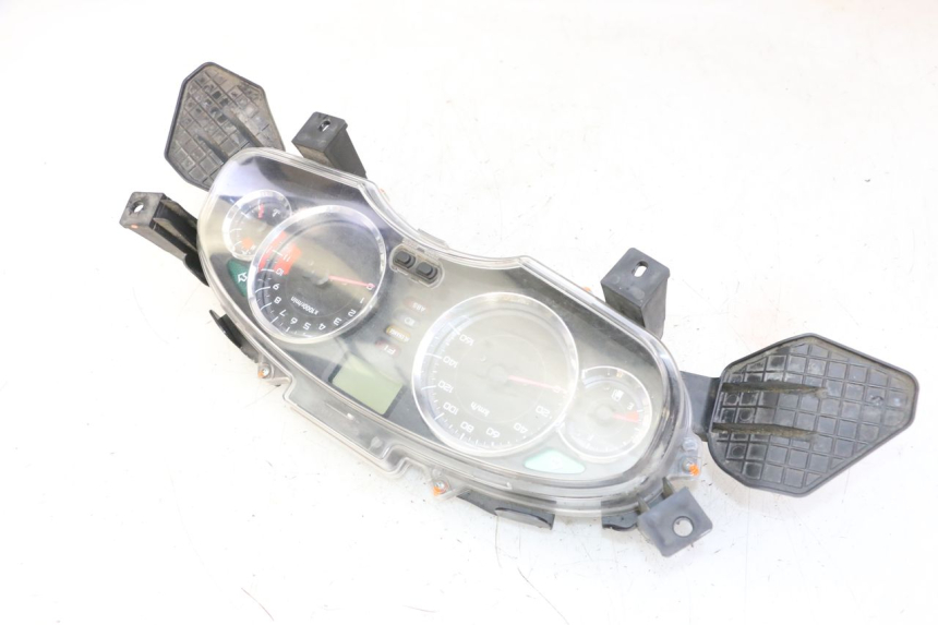 photo de CONTACHILOMETRI HONDA FES S-WING SWING ABS 125 (2007 - 2015)