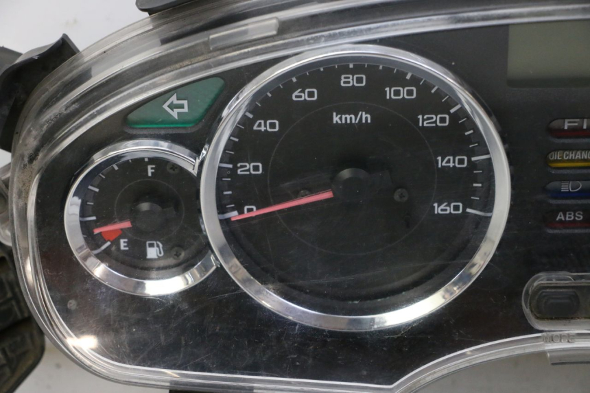 photo de CONTACHILOMETRI HONDA FES S-WING SWING ABS 125 (2007 - 2015)