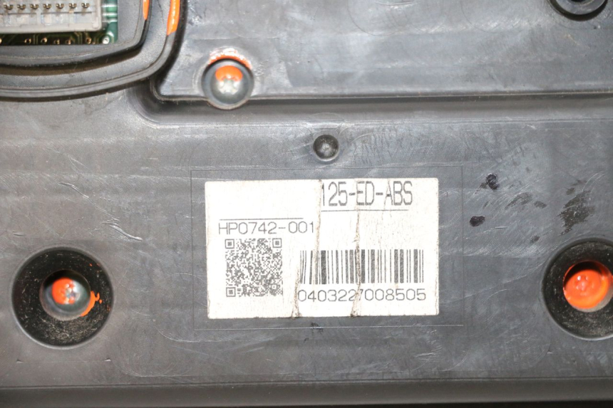 photo de CONTACHILOMETRI HONDA FES S-WING SWING ABS 125 (2007 - 2015)