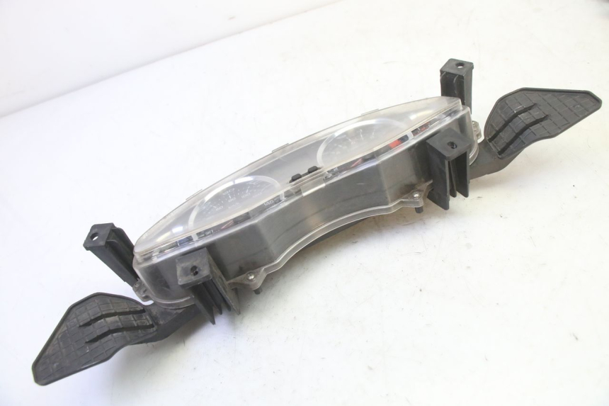 photo de CONTACHILOMETRI HONDA FES S-WING SWING ABS 125 (2007 - 2015)