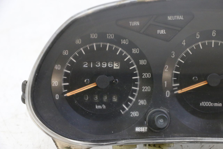 photo de CONTACHILOMETRI YAMAHA FJ 36Y 1100 (1984 - 1985)