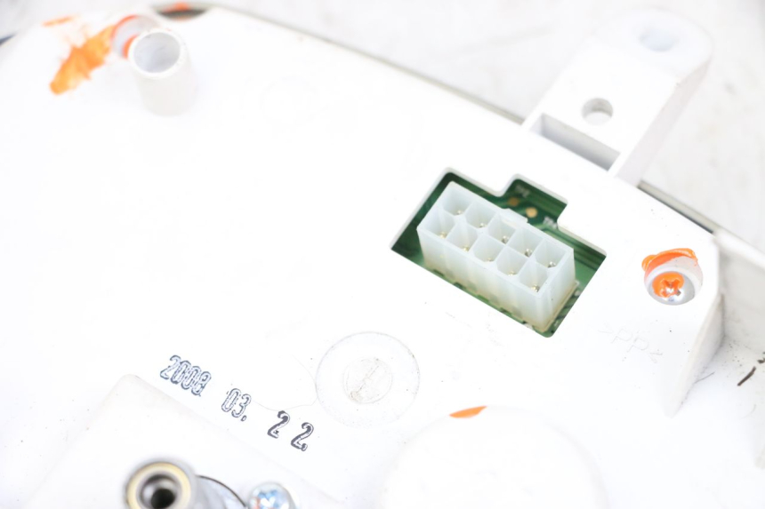 photo de CONTACHILOMETRI MBK FLAME X 125 (2007 - 2016) - Dettagli dei punti di fissaggio