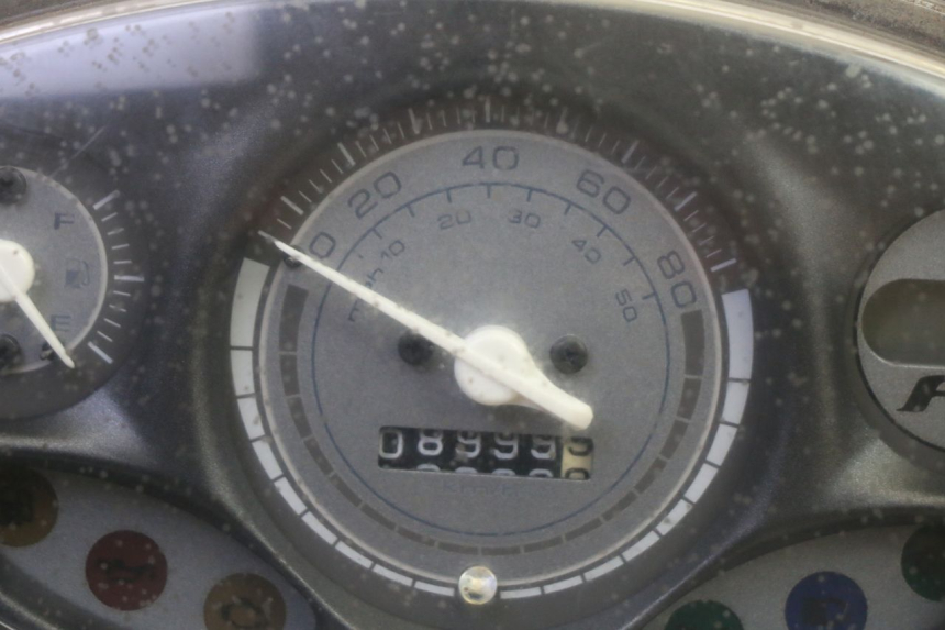 photo de CONTACHILOMETRI PIAGGIO FLY 4T 50 (2013 - 2017) - Altra angolazione