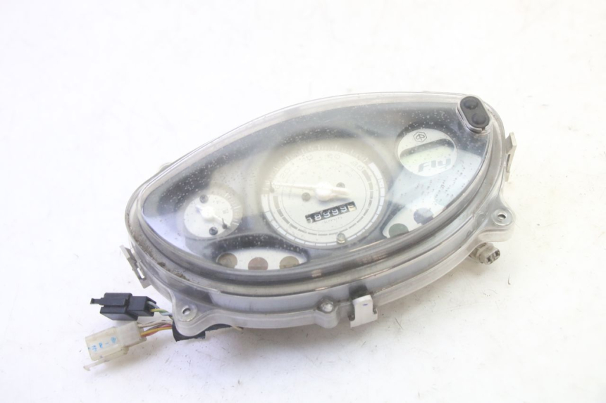 photo de CONTACHILOMETRI PIAGGIO FLY 4T 50 (2013 - 2017) - Dettagli dei punti di fissaggio