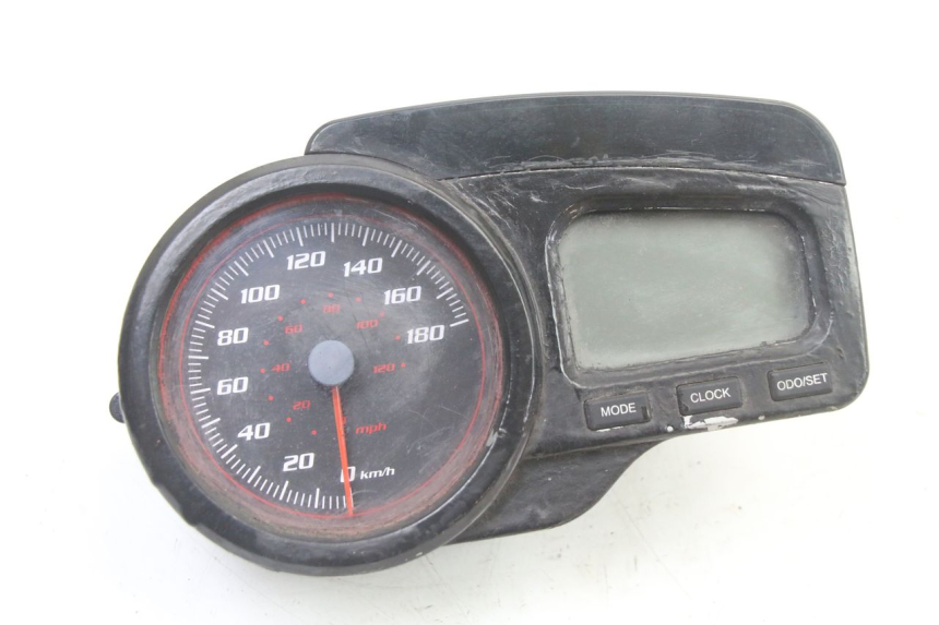 photo de CONTACHILOMETRI GILERA NEXUS 300 (2008 - 2013)