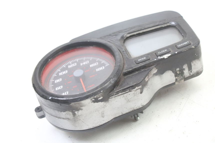 photo de CONTACHILOMETRI GILERA NEXUS 300 (2008 - 2013)