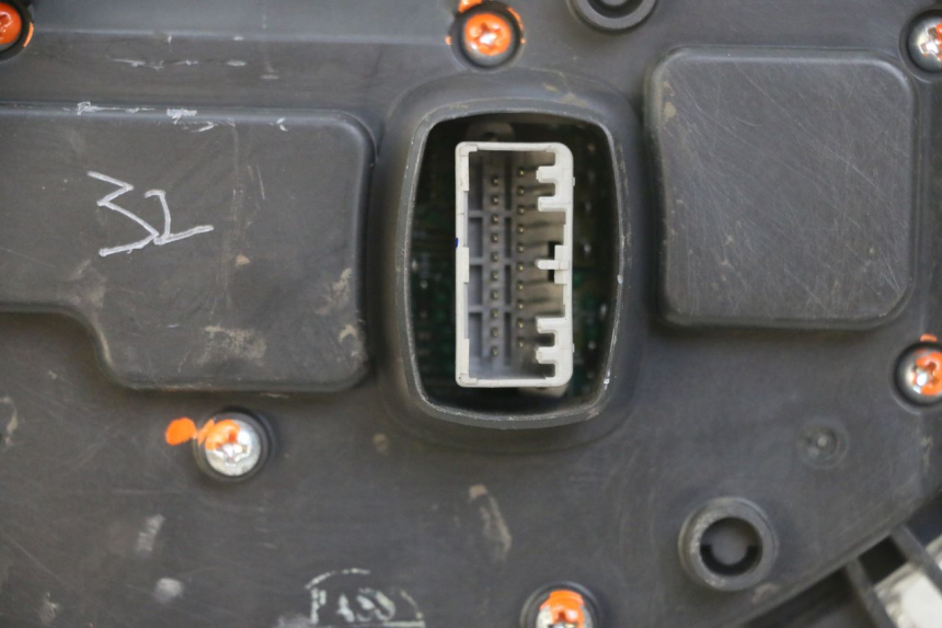 photo de CONTACHILOMETRI PIAGGIO IE MP3 YOURBAN 300 (2011 - 2016)