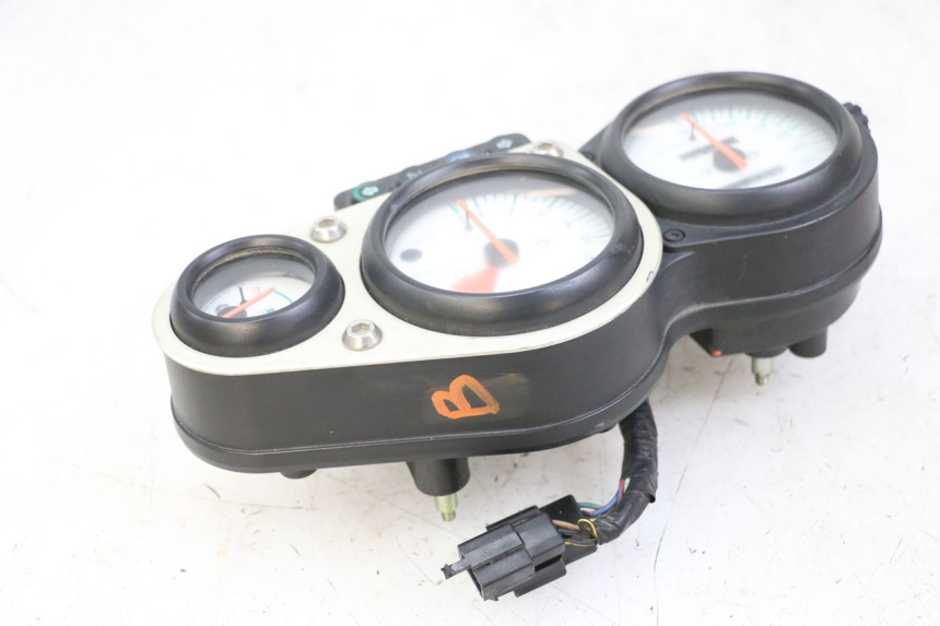photo de CONTACHILOMETRI KAWASAKI ZR7 ZR-7 S 750 (1999 - 2004)