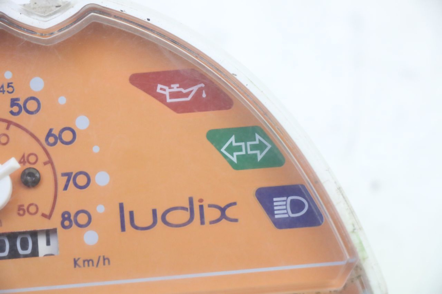 photo de CONTACHILOMETRI PEUGEOT LUDIX 50 (2008 - 2017) - Zoom sullo stato d'uso